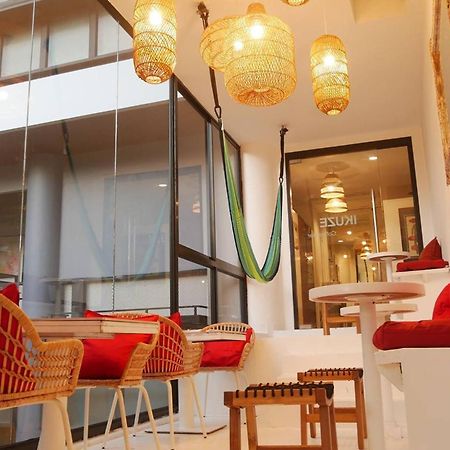 Blu Cabin Gay Poshtel Bangkok Exterior foto