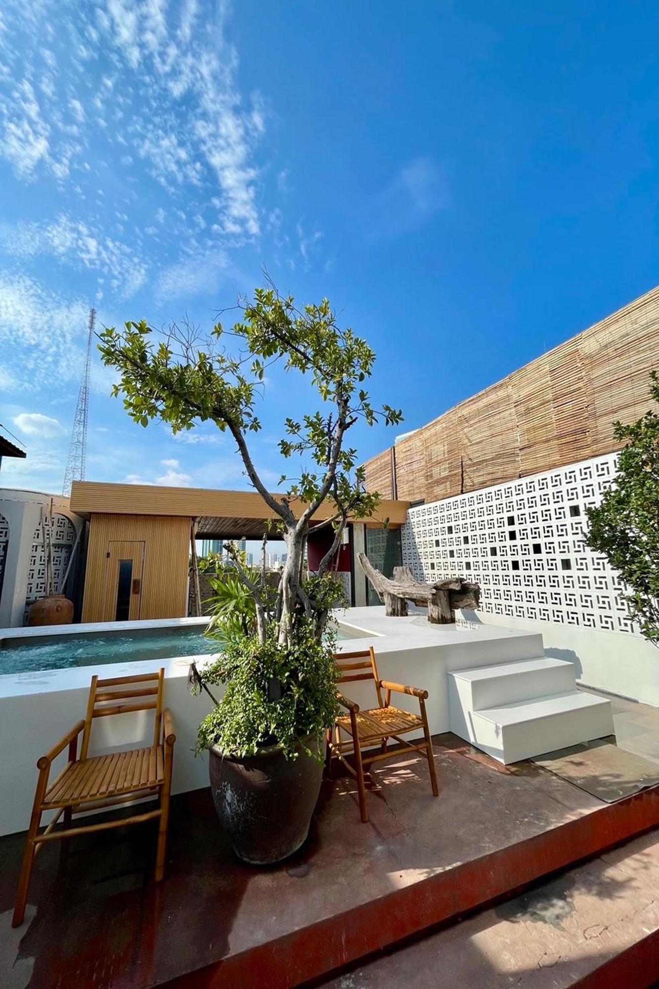 Blu Cabin Gay Poshtel Bangkok Exterior foto