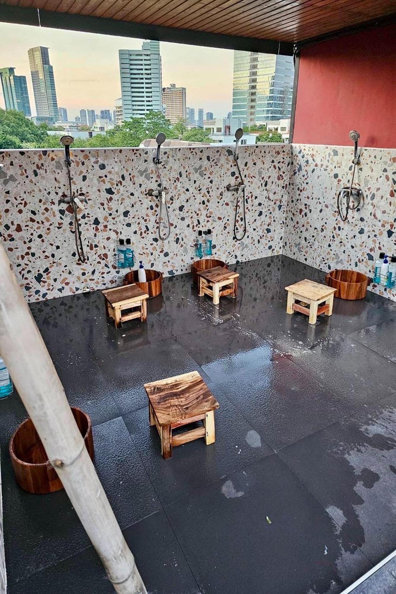 Blu Cabin Gay Poshtel Bangkok Exterior foto