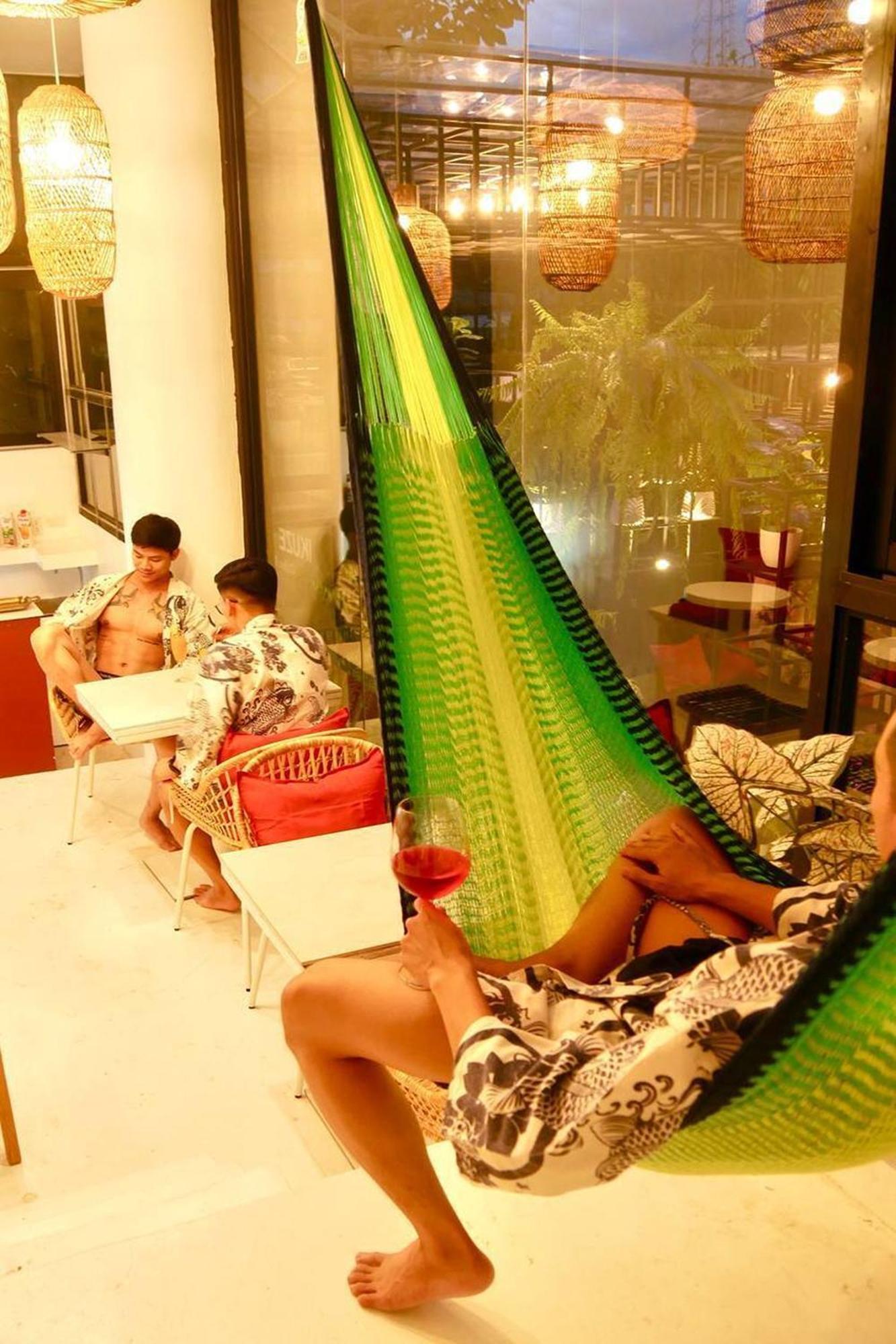 Blu Cabin Gay Poshtel Bangkok Exterior foto