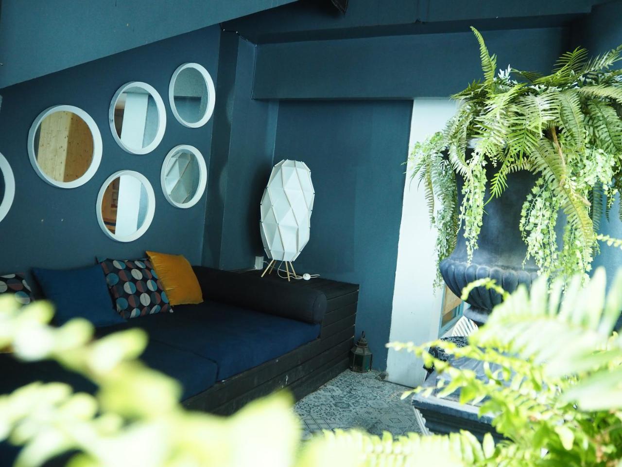 Blu Cabin Gay Poshtel Bangkok Exterior foto